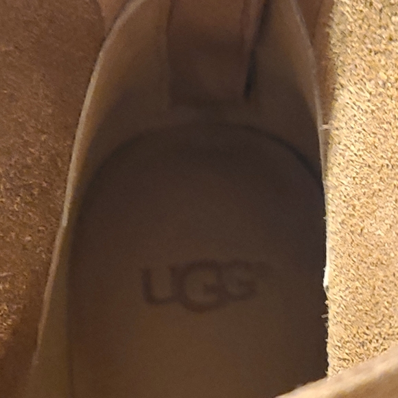 Ugg Bandara Suede Block-Heel Ankle Boot - Picture 3 of 7